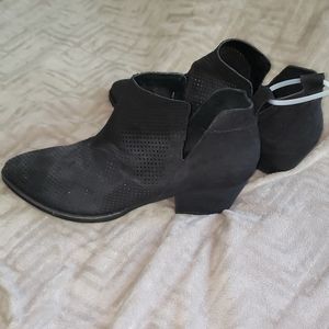 NEW Dolce Vita shoes